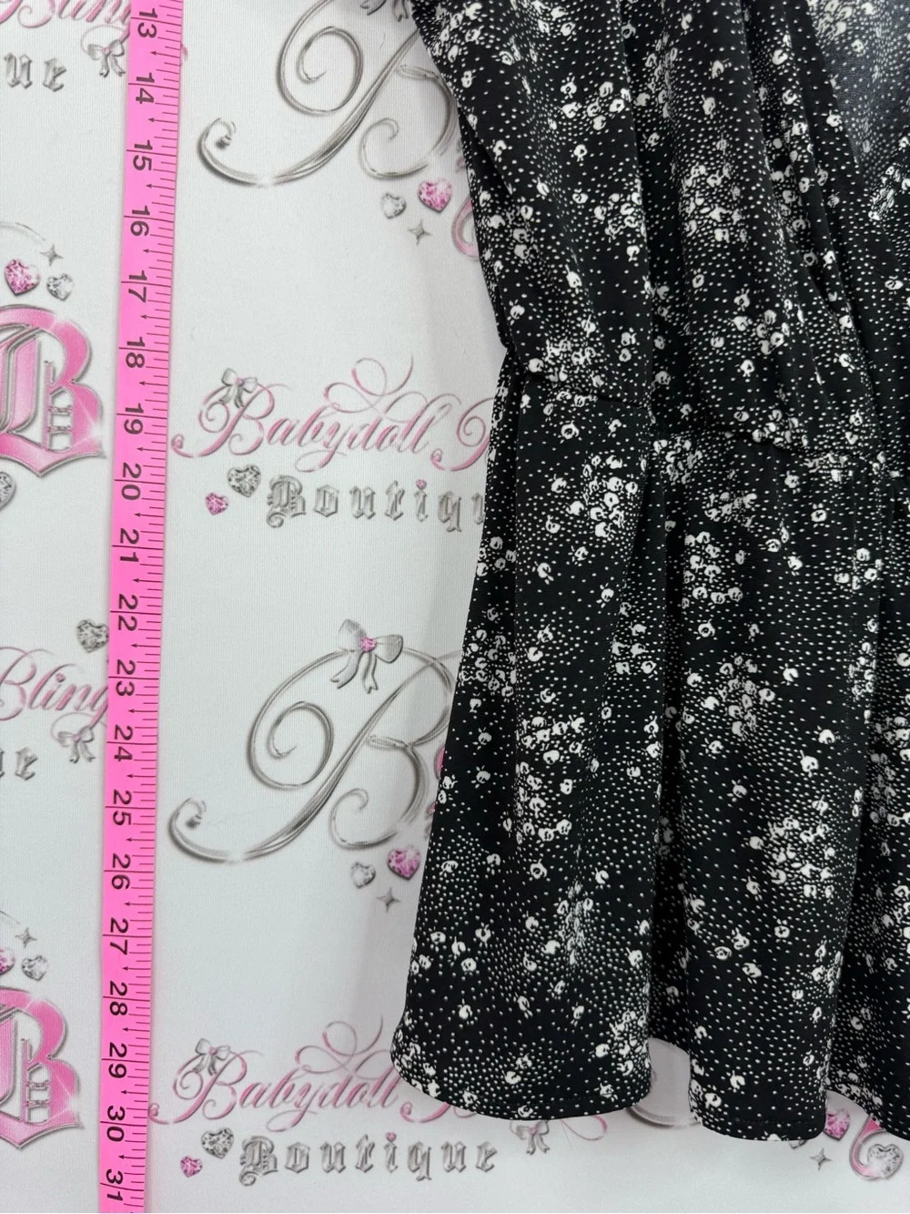 Banana Republic Black and White Floral Wrap Blouse - Picture 3 of 10